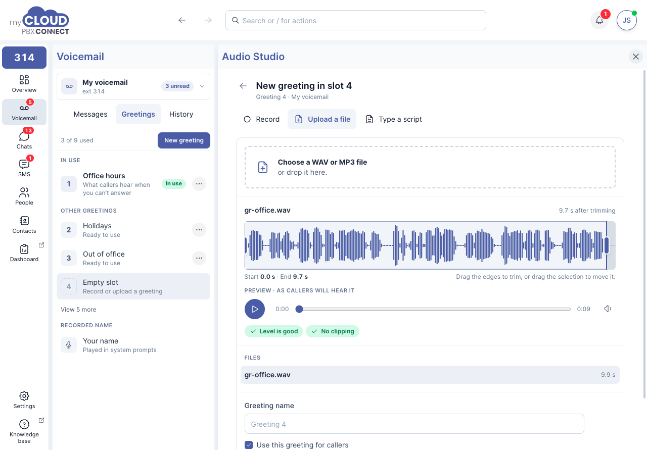 Audio Studio with an uploaded file, its waveform and the level checks
